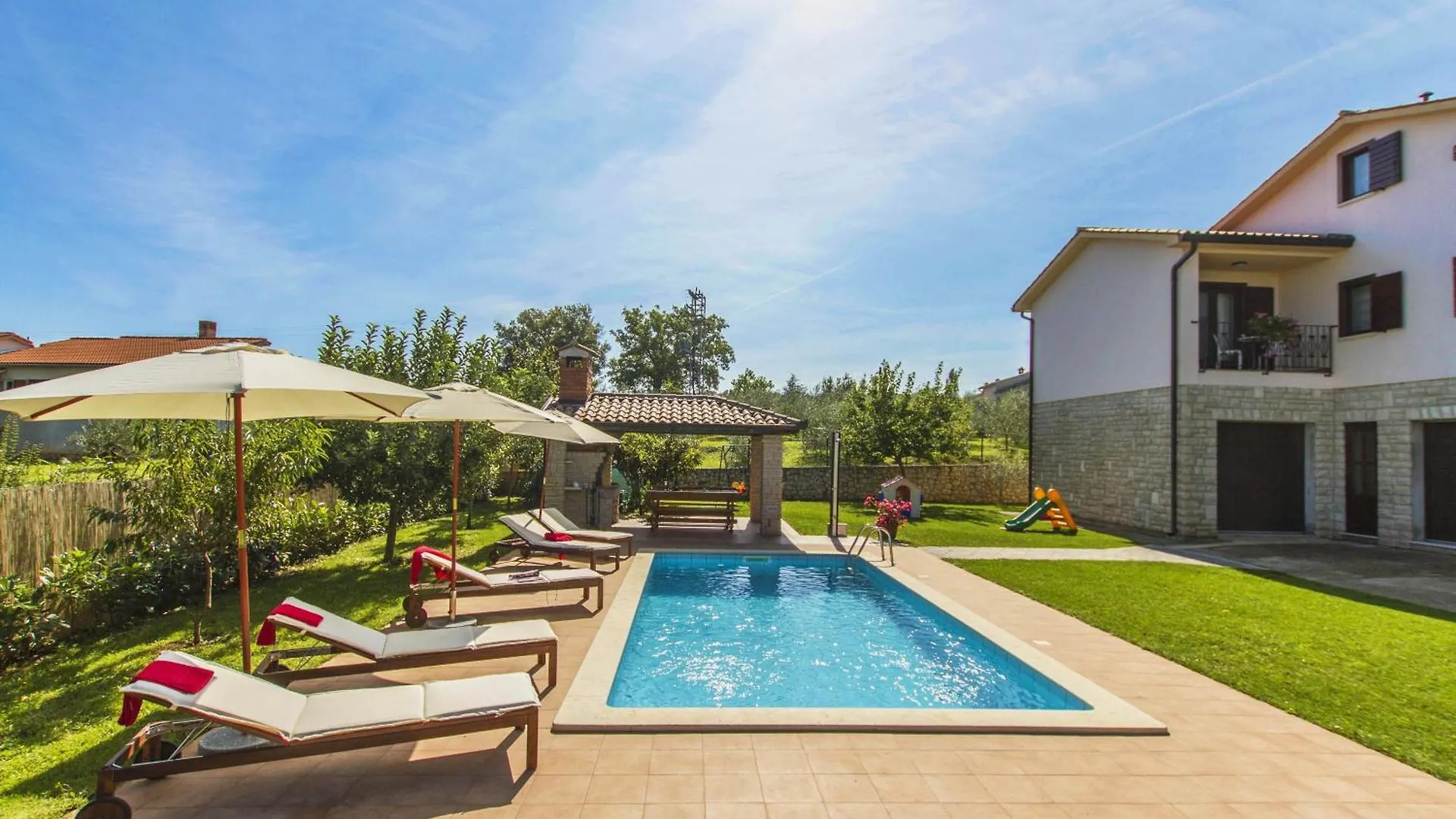 Villa Gloria, A Beautifully And Modernly Furnished Villa Nedescina Croatia